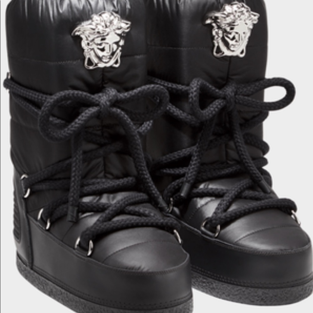 VERSACE “PALAZZO” SNOW BOOTS